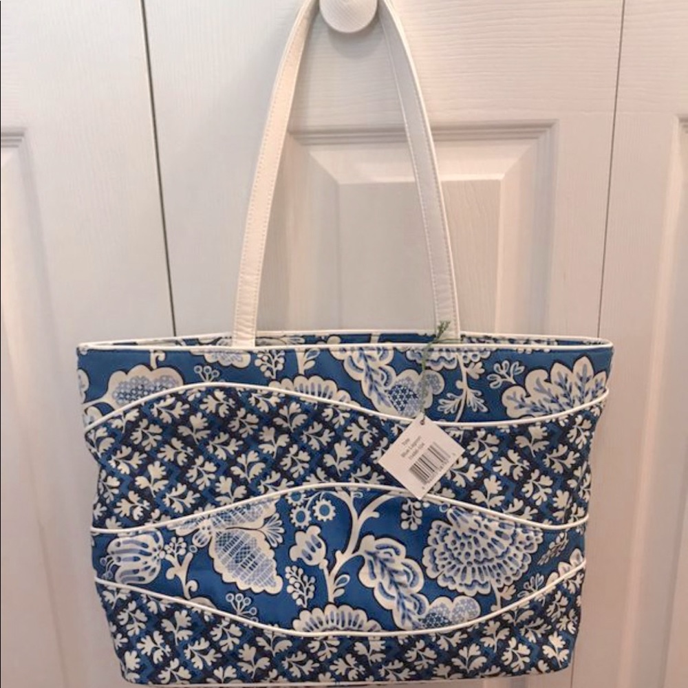 Vera Bradley Blue Lagoon “Making Waves” Tote